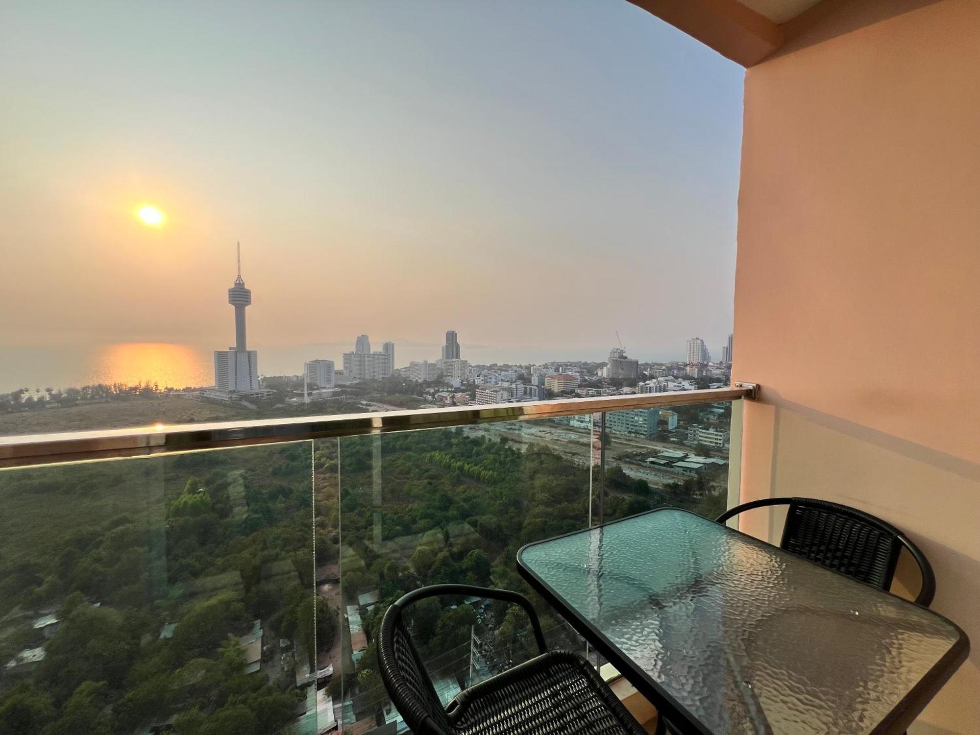Grande Cariibbean Pattaya By Thita Aparthotel Eksteriør bilde